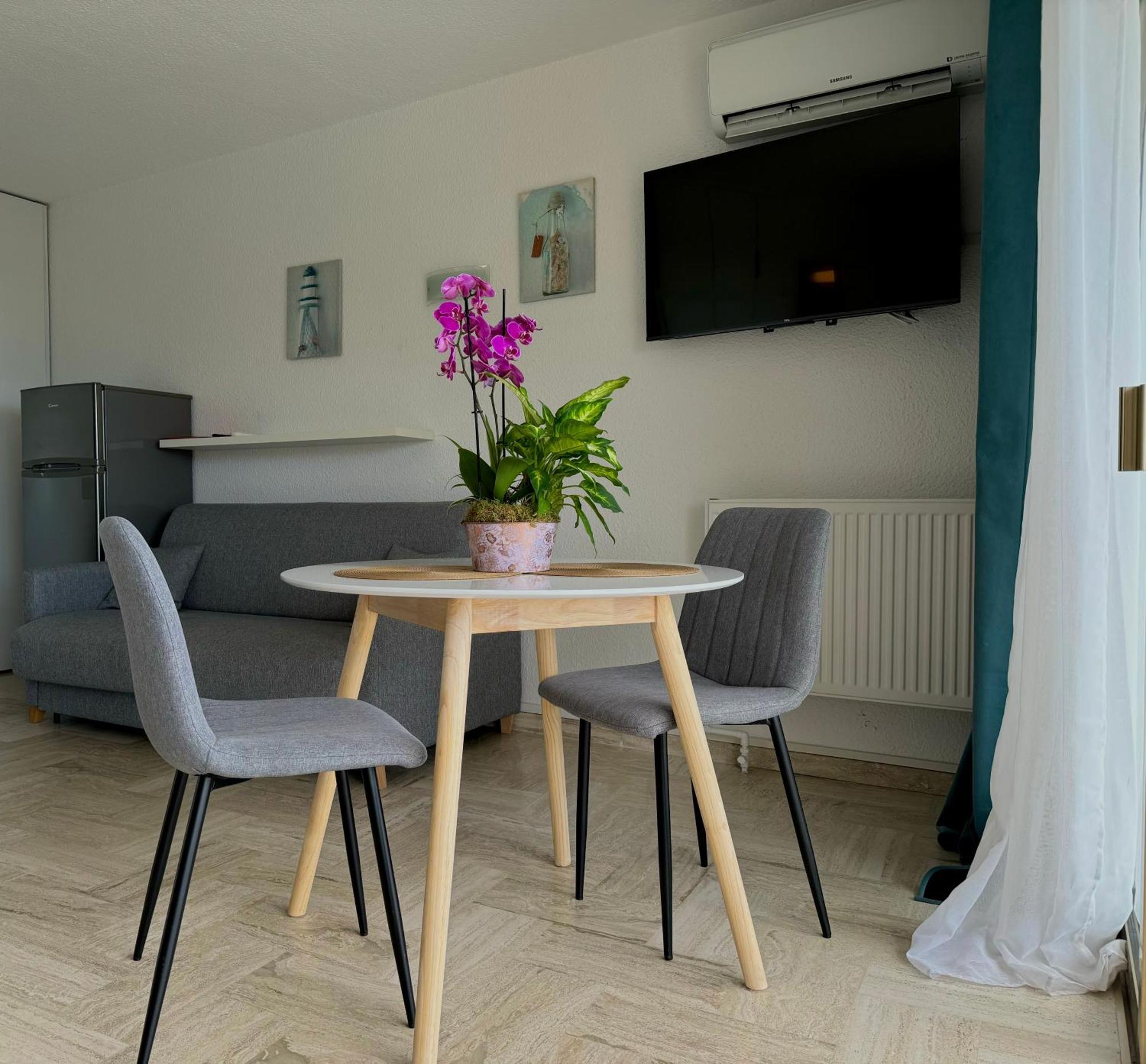 My Resid Appart Cannes Marina Vue Mer 망들리유 라 나플 외부 사진