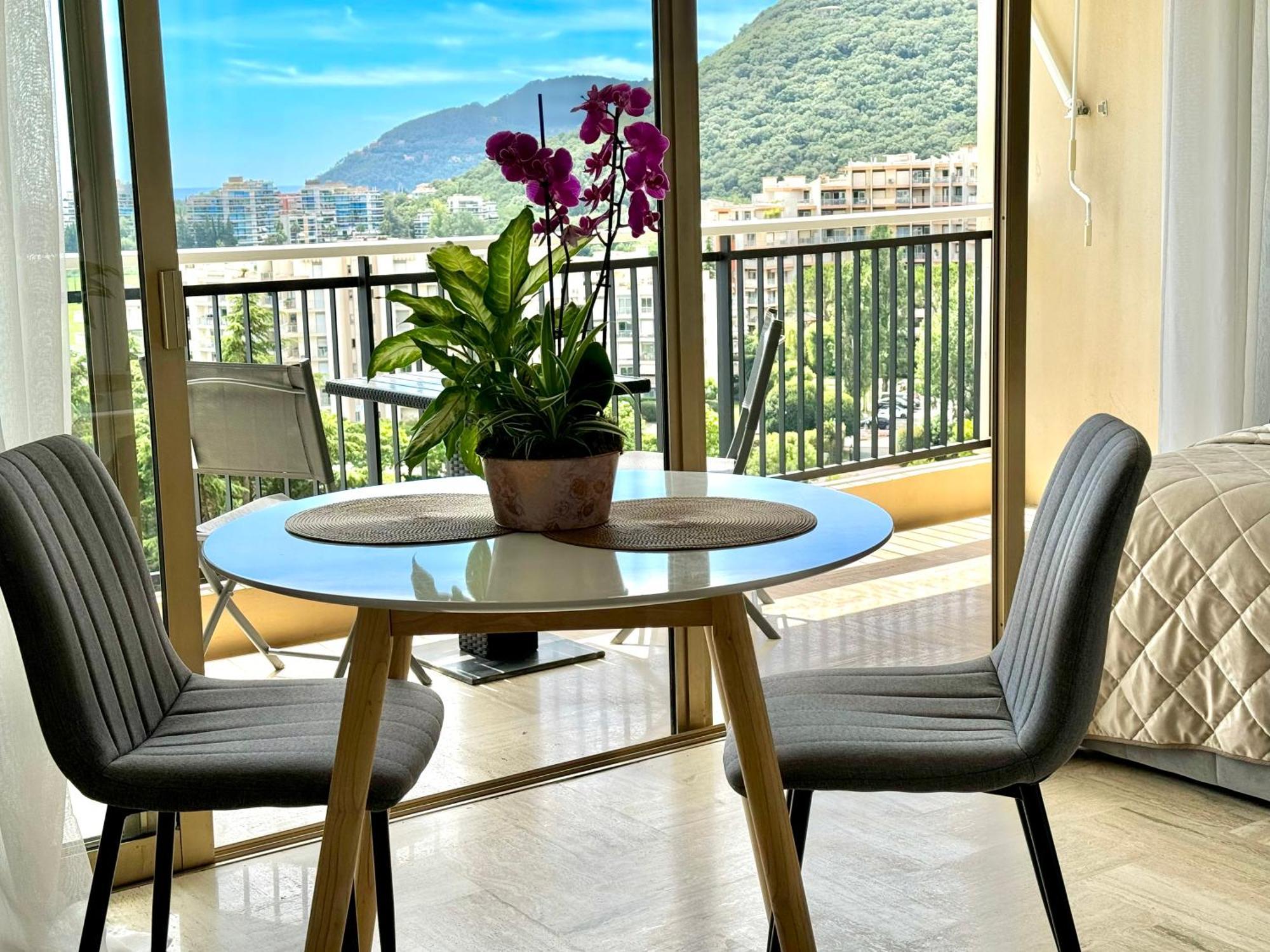 My Resid Appart Cannes Marina Vue Mer 망들리유 라 나플 외부 사진
