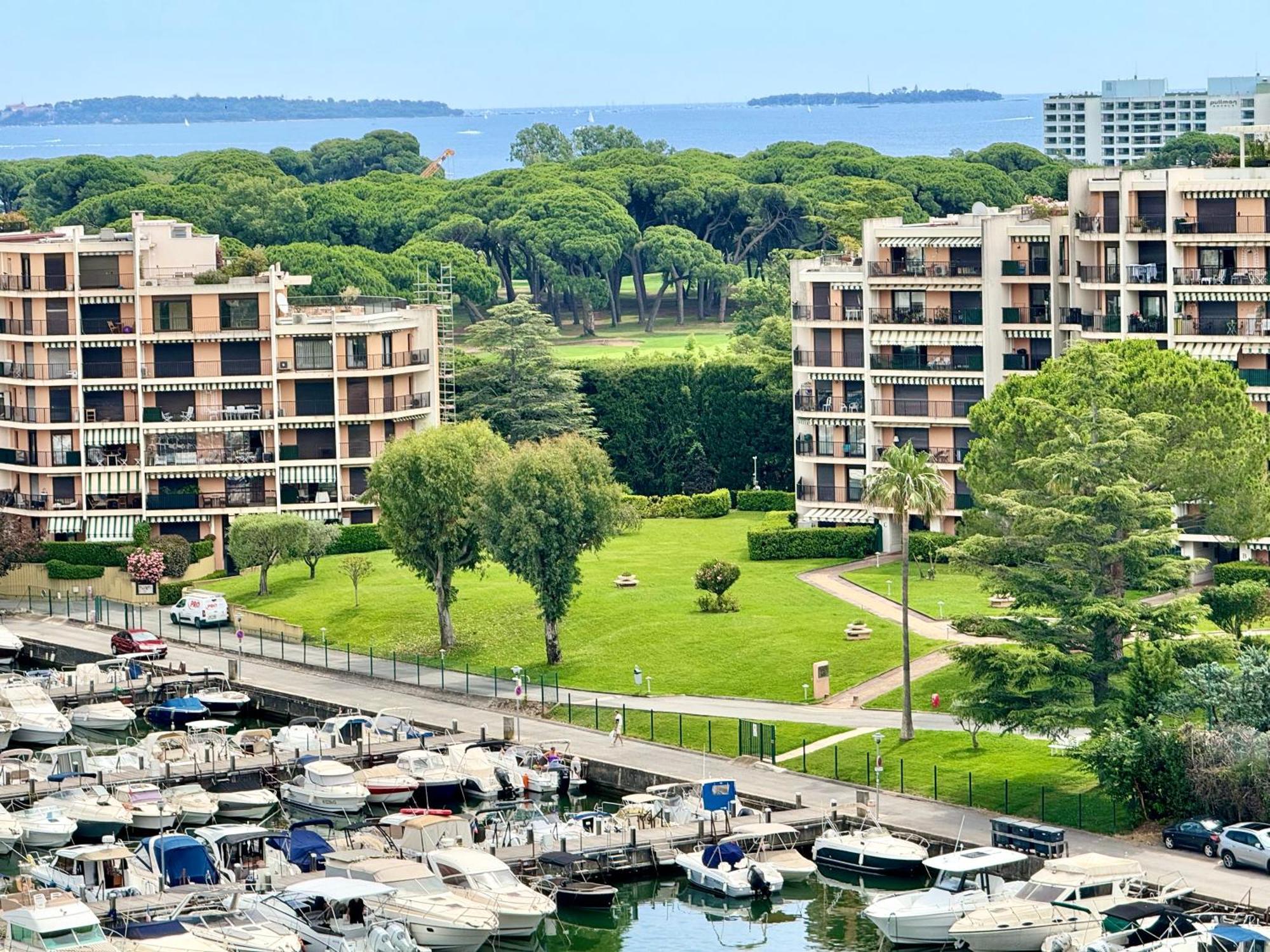 My Resid Appart Cannes Marina Vue Mer 망들리유 라 나플 외부 사진